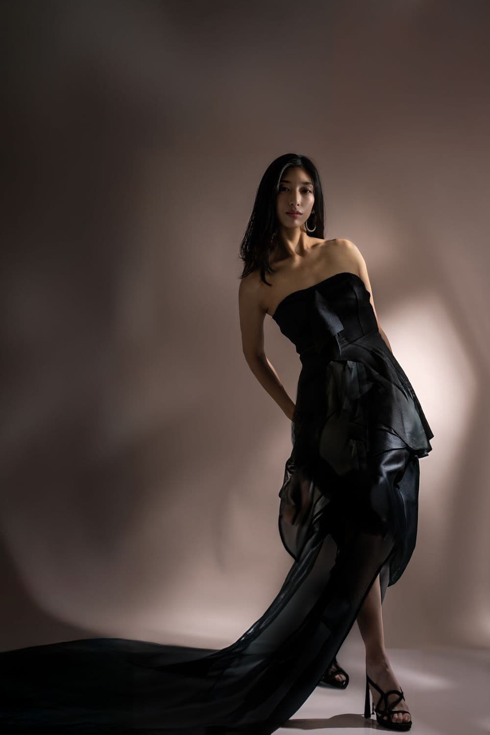 エルグ所属モデル：歩綺 みのり