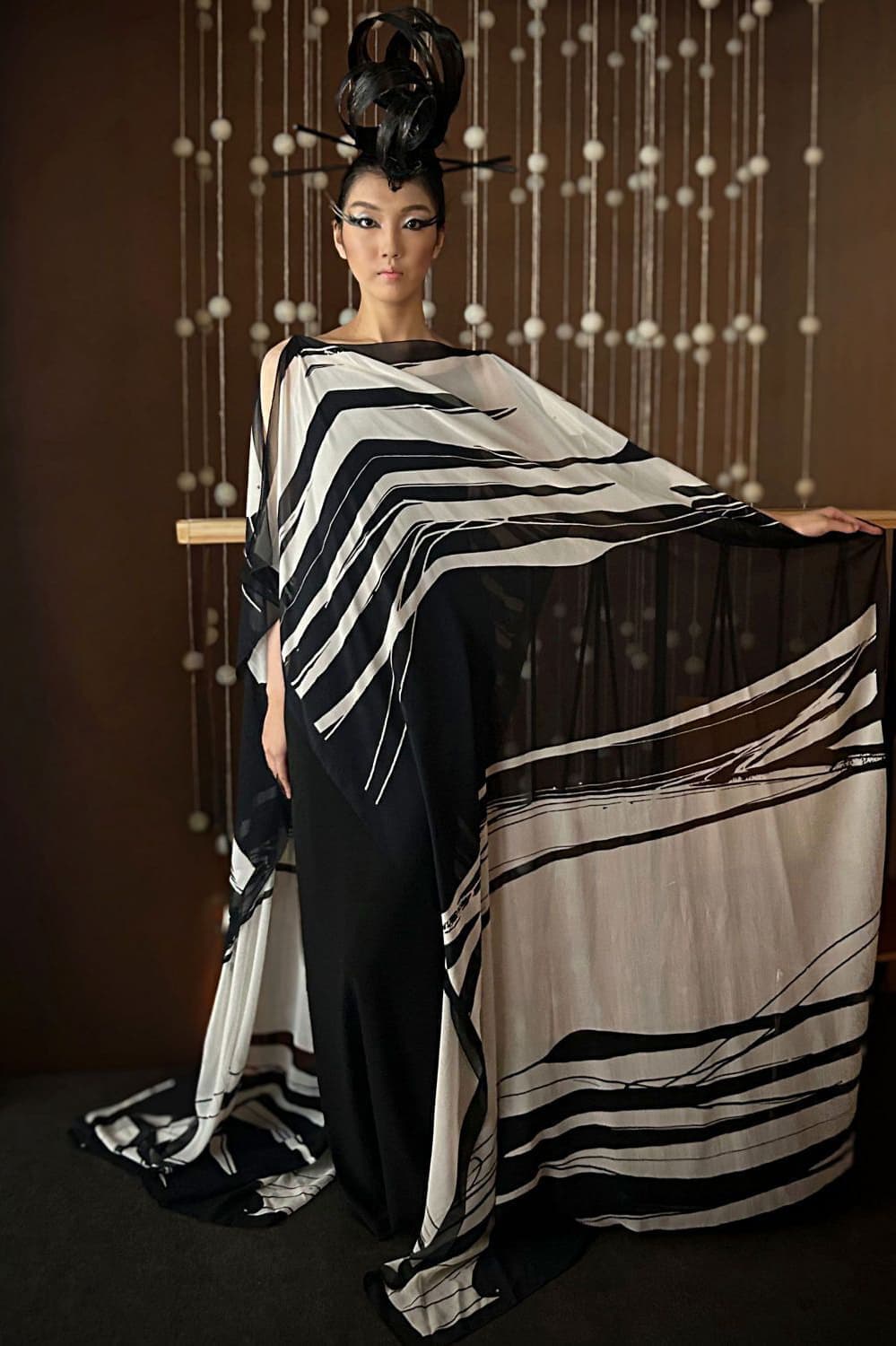 エルグ所属モデル：八尾野 瑠音